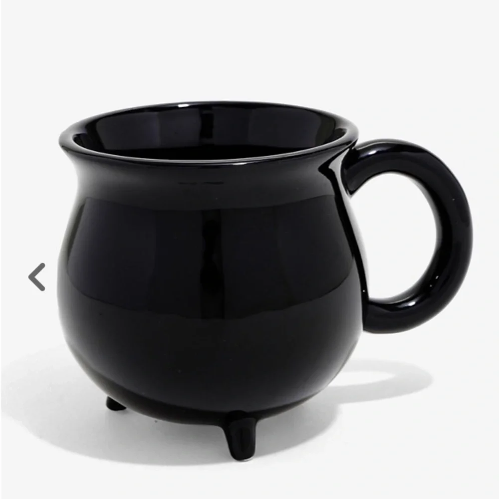 Warner Bros. Black Cauldron Mug with Gold Hogwarts Crest